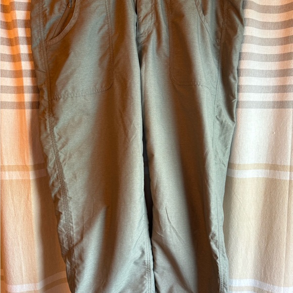 The North Face bundle of Capris size 14 - Picture 12 of 16